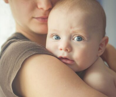 5 Ways to Help Moms with Postpartum Depression_SN